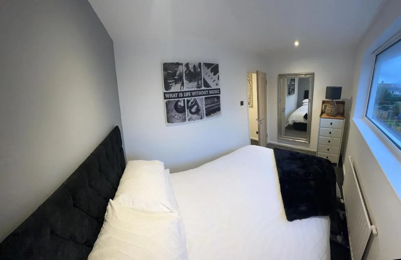House Sleeps 8. 2Bedrooms & Sofa Beds In Sitting Room Bath Prázdninový dům